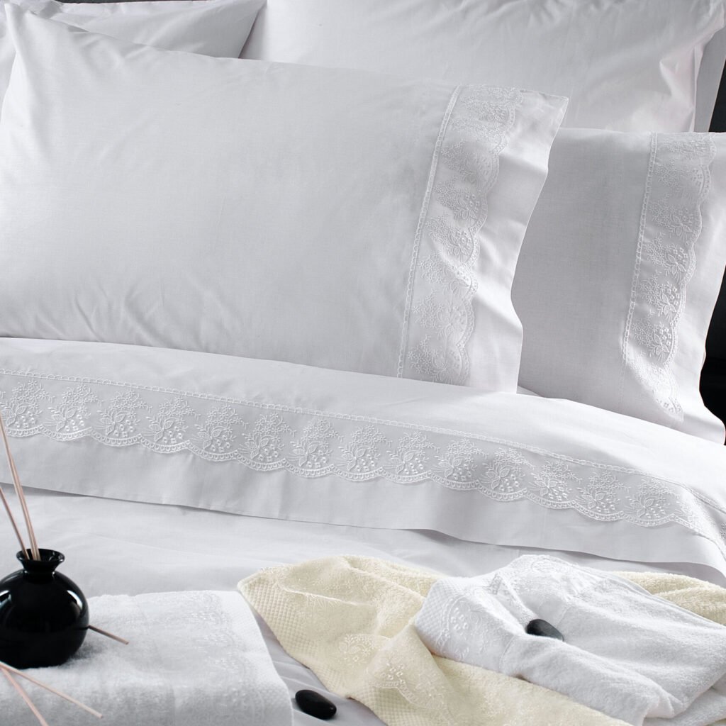 HELGA - ΣΕΤ ΣΕΝΤΟΝΙΑ ΜΕ ΔΑΝΤΕΛΑ 4 ΤΕΜ. - ΛΕΥΚΟ - ΥΠΕΡΔΙΠΛΟ (230X260) - Rythmos