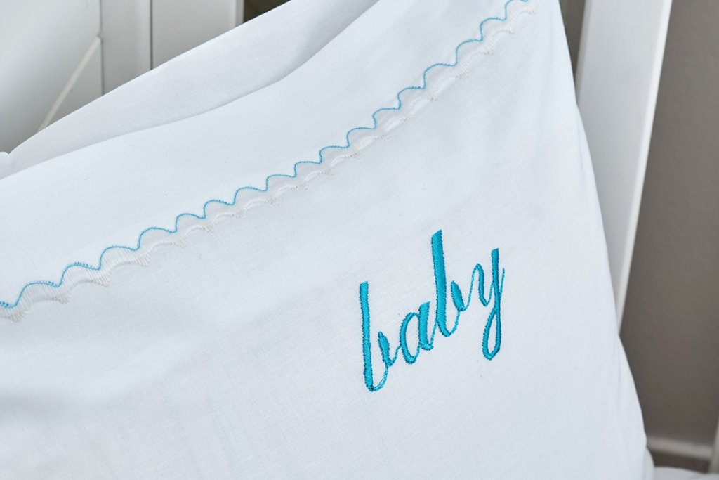 Alternative view of Σεντόνια Σετ Λευκό με Kέντημα Giraffe Blue - (2x 120x160 + 1 μαξ. 30x40) - BABY- COKITEX