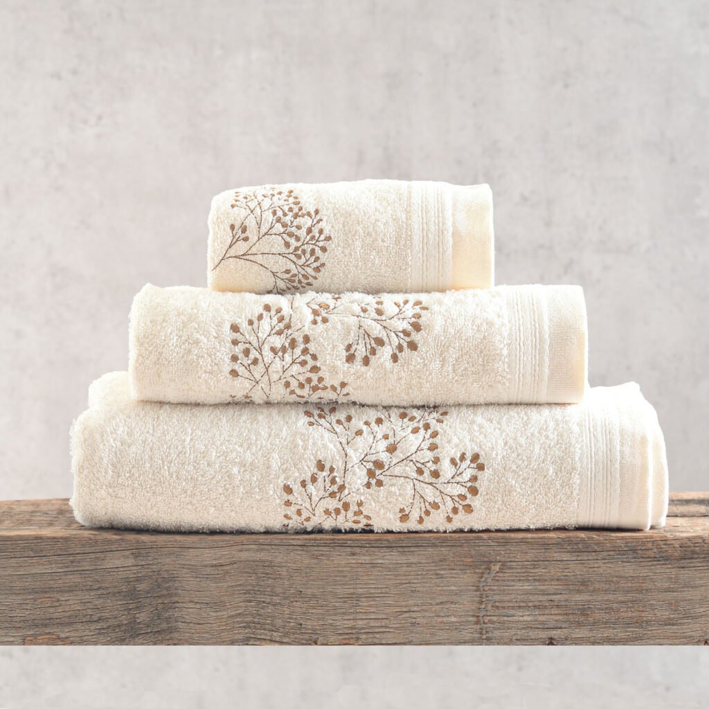 OBERON ΕΚΡΟΥ-ΚΑΦΕ - ΣΕΤ ΠΕΤΣΕΤΕΣ 3ΤΕΜ. - ΕΚΡΟΥ-ΚΑΦΕ - ΣΕΤ 3 ΤΕΜΑΧΙΩΝ (30X50, 50X90, 80X150) ΣΥΣΚΕΥΑΣΙΑ ΚΟΥΤΙΟΥ - Rythmos